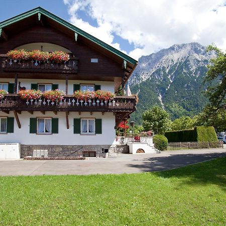 Hotel Gastehaus Sonnenheim Mittenwald Exteriér fotografie